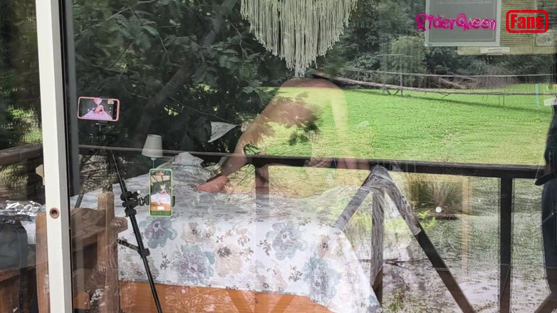 Riderqueen: Šukání s mladým mužem, s velkým ptákem, videa pro mé...