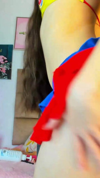 My Delicious Ass in a Red Skirt