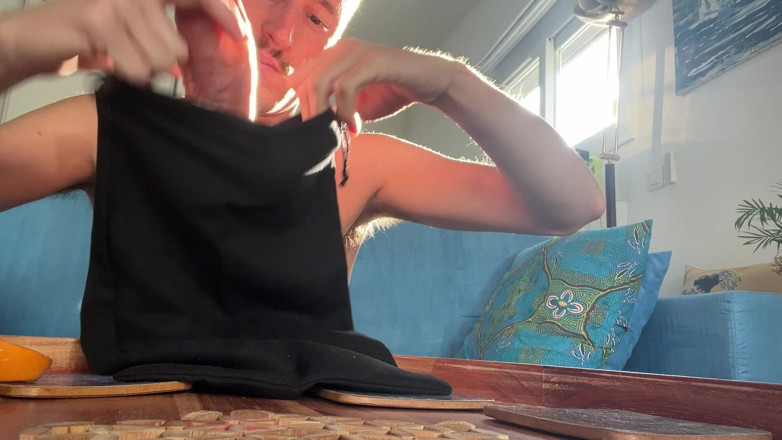 Maxence Angel: Maxence Angel Unbox a Jocktribe Dildo
