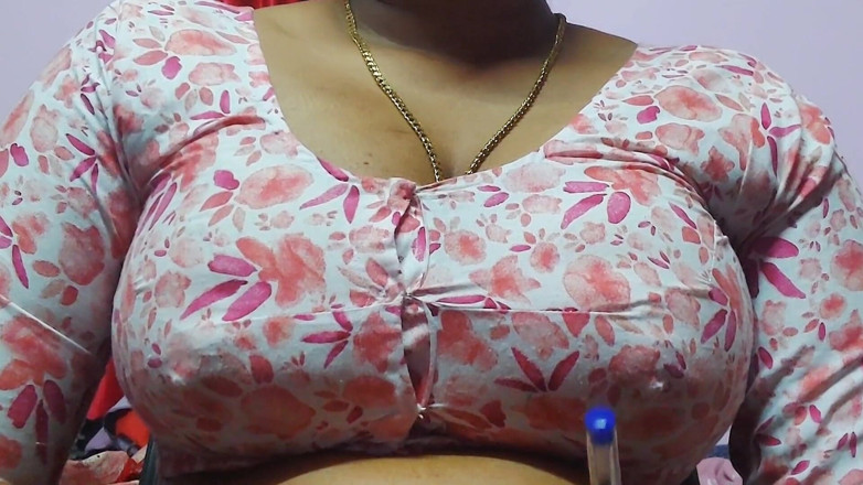 Desi Mohini: Bos Menjemput Pekerja Seks Ke Rumahnya