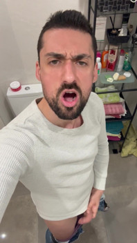 Stepdaddy Jerking off