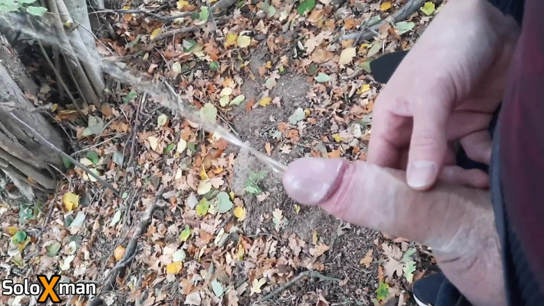 SoloXman: Pisciare con una erezione è molto forte - soloxman
