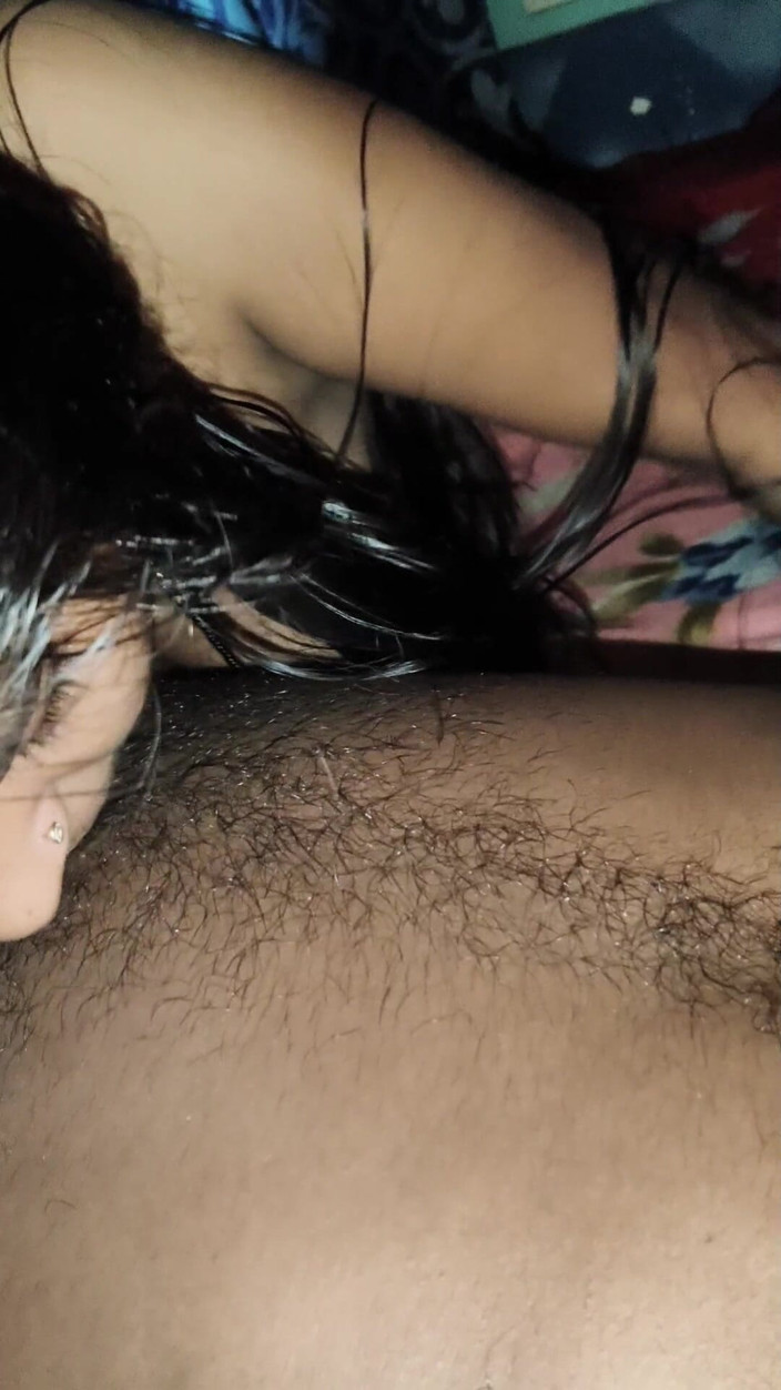 Nikku: Indian Desi Bhabhi Fucking Real Homemade in Village