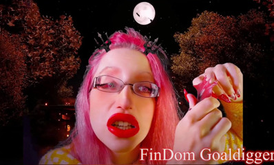 FinDom Goaldigger: Transformare cu decorațiuni de Halloween