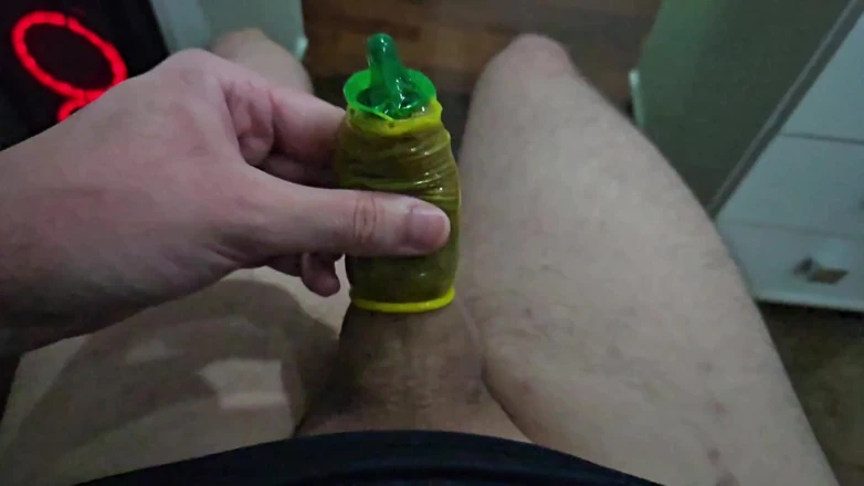 Lkdick8: Condón creampie