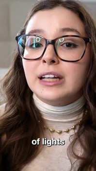 Leana Lovings musiała M * ogłuszać się do szant morskich przez 3 godziny! | Wywiad z gwiazdą | Czas dla dorosłych