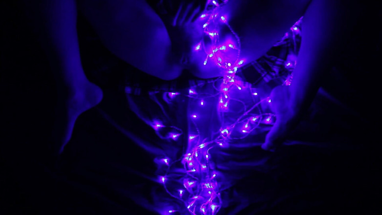 Hairypussyangel: Sesso a Natale con giocattoli e ghirlanda LED, Felice anno...