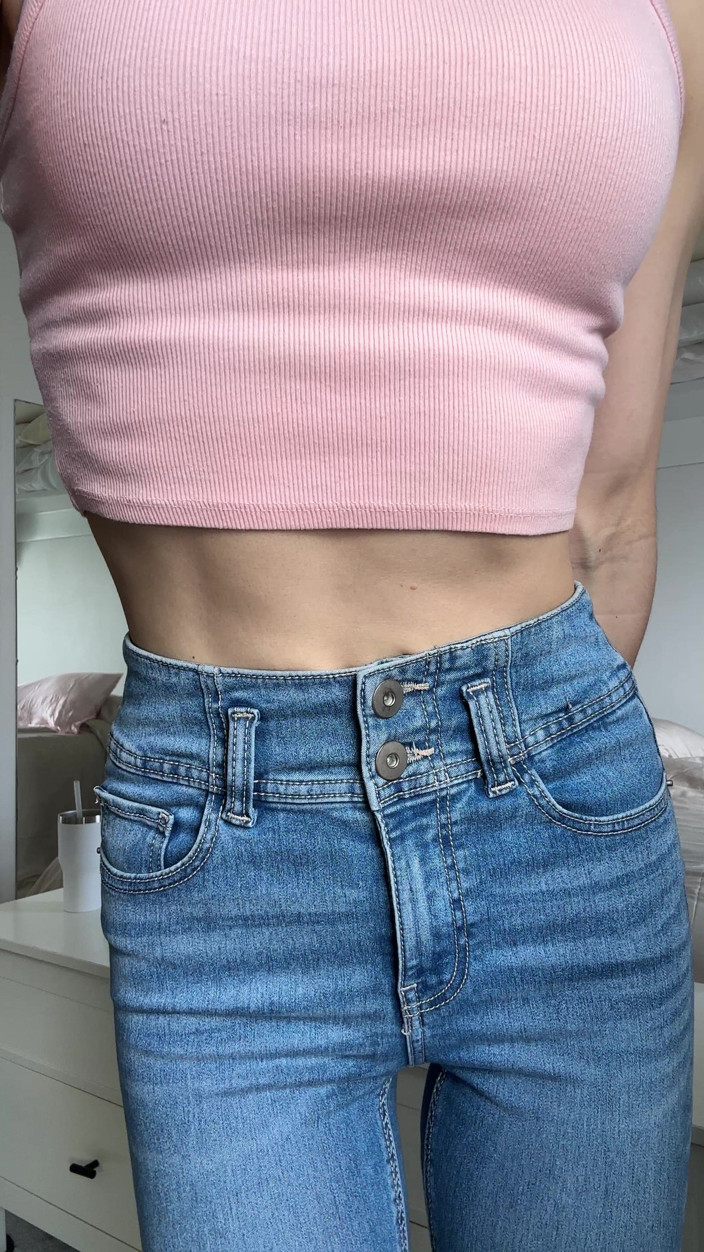 Ms_Emmy_Lynn: Watch Me Get Dressed in My Outfit of the Day