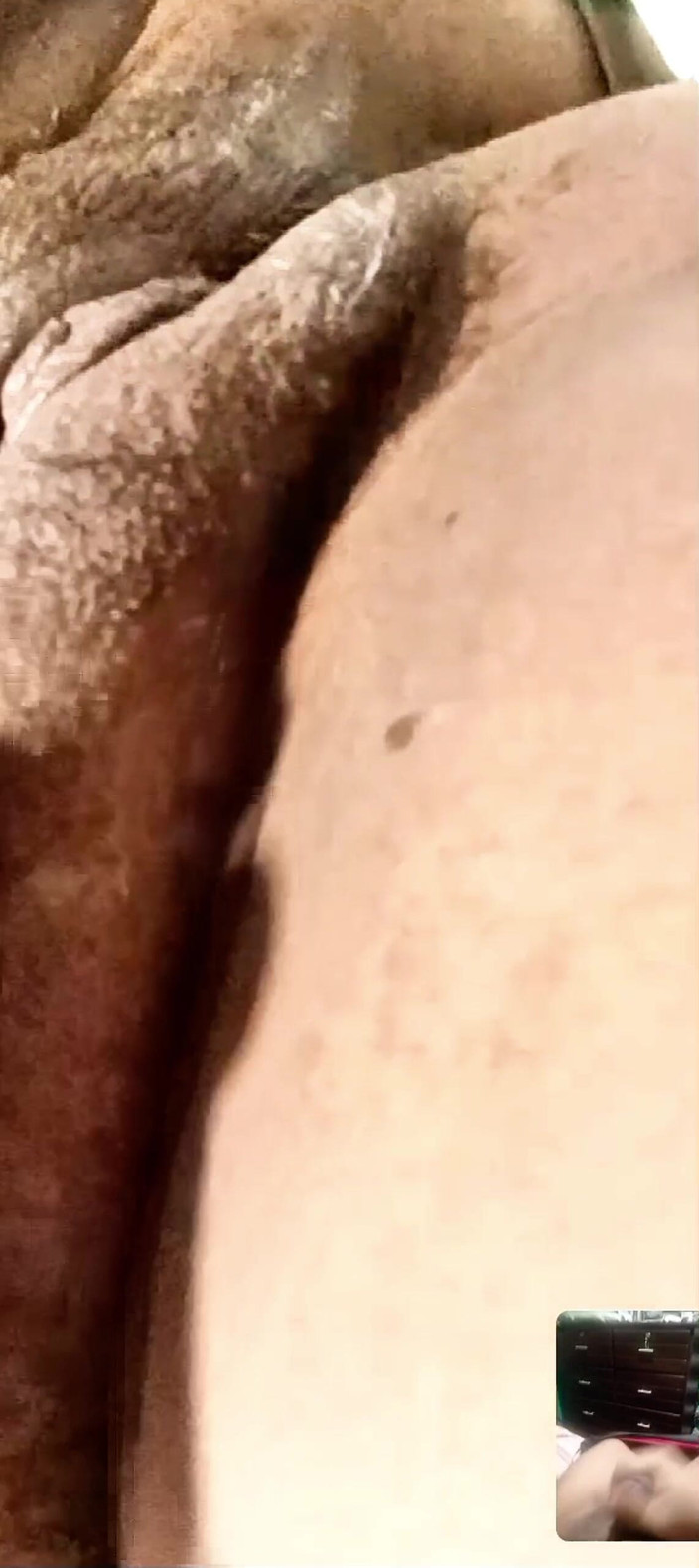Sofixxx: Heet videogesprek met een mollig meisje met dikke kont die...