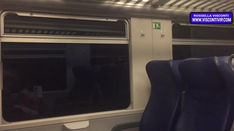 Rossella Visconti: Swallow sul treno italiano