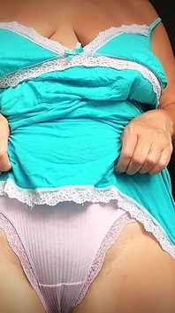 Suggy Tits Bounsing