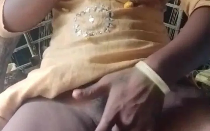 RJ NISHA: Desi College Girl's Big Nipples and Pussy Fingered