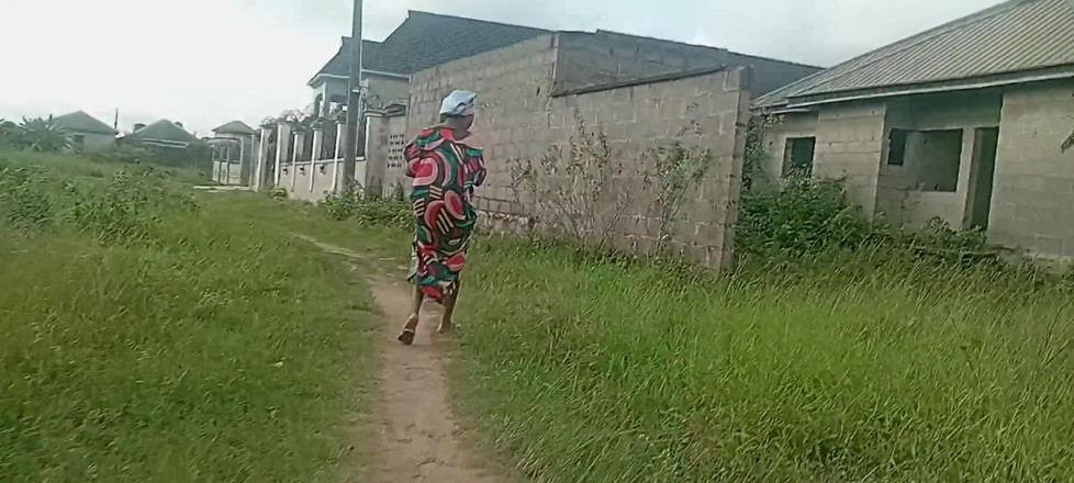 Creamyshuga: Taking His Two Wives to Go and Fuck in Uncompleted...