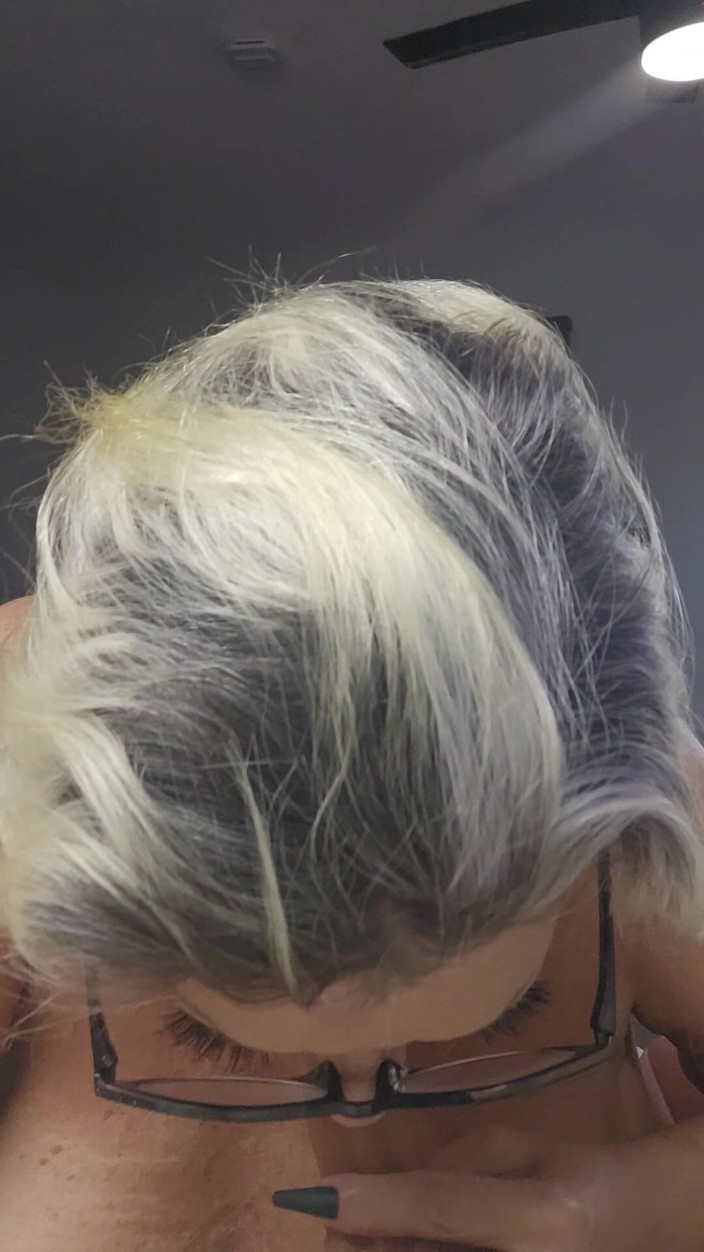 Claudia Marie: GILF ssanie i mówienie