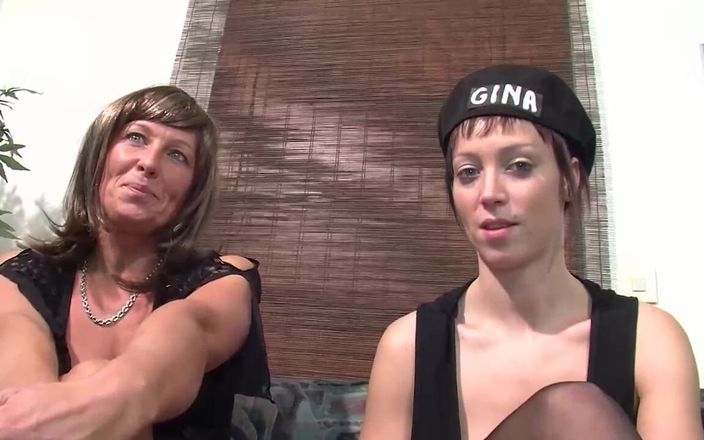 German Porn: Mask Fetish Sex