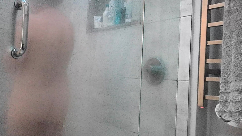 Erin and Andy: Asyalı üvey kızı Erin Luvin ve andrewtatt'ın güzel uzun meme uçları...