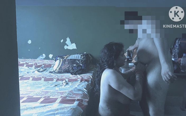 Indian hardcore: Pacar seks lokal dengan pantat montok lagi asik ngentot pagi-pagi