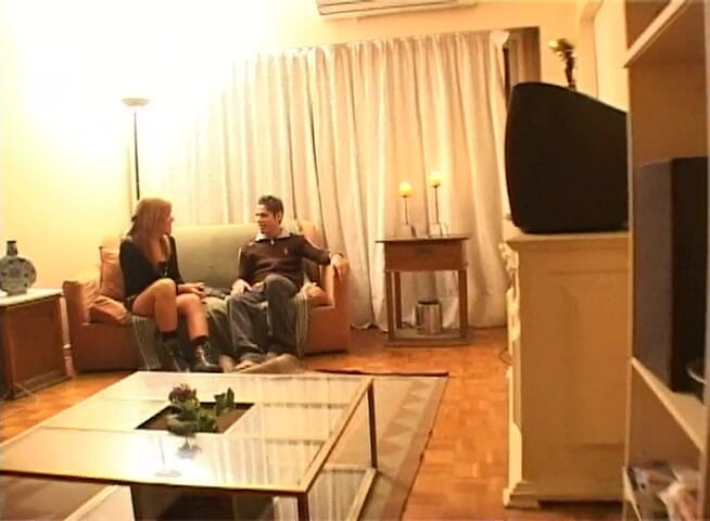 Chicks with Dix: Świetna zabawa z tranny w pokoju hotelowym