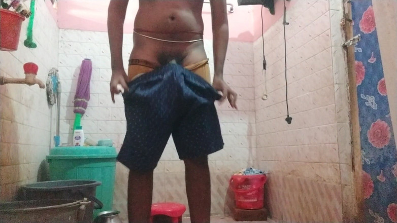 Tamil 10 inches BBC: Tamilteninches великий чорний член холодної води гаряча сесія!