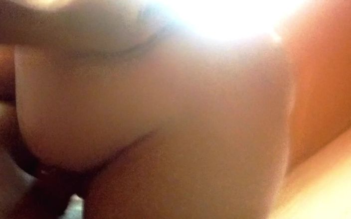 RomanticThuG: बड़े लंड की खुशी के कारण कमसिन क्लास छोड़ती है