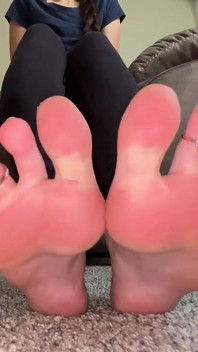 Jag äger din plånbok fot Findom av Ivys Feet