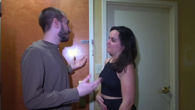 Sluts Around Town: Cuckquean妻は彼女の男の性交を見ます