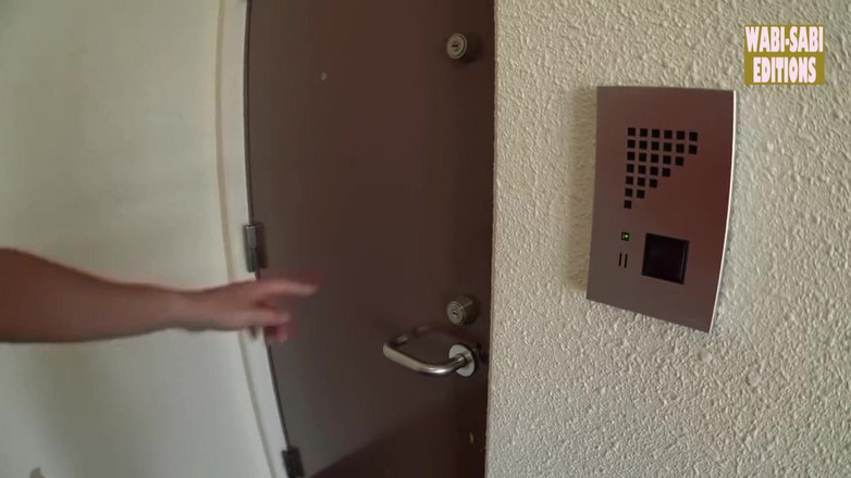 Wabi-Sabi Editions: Rostoucí napětí se zvyšuje, když vdaná Yuri uvolňuje svou odvážnou,...