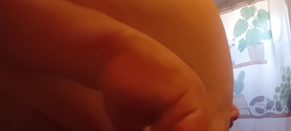 Chubbytits16: I'm Naked