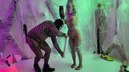 EdgesOfReality: Zawiń ją i wykorzystaj