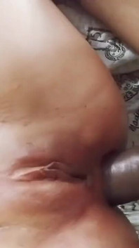 Dulce latina sabe cómo chupar esta polla