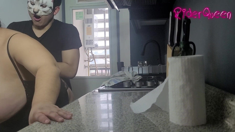 Riderqueen: Stiefmoeder in de keuken - video voor fans - bbw-stiefmoeder milf stiefzoon