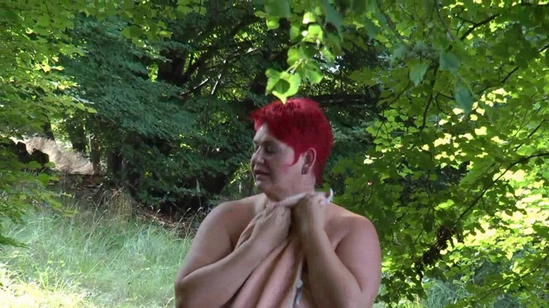Anna Devot: Annadevot - Secretly naked at the lake