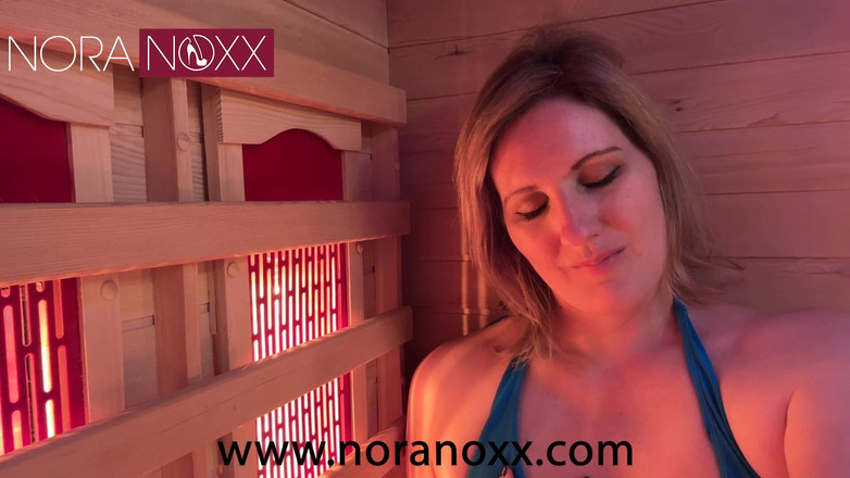NoraNoxx: Bezweet En Geil in De Sauna