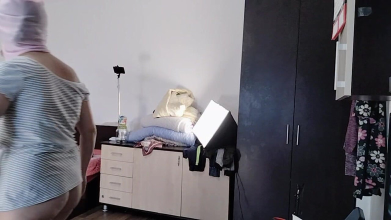Mirsur: Latina Sexy Experimenta E Corta Roupas. Latina Sexy Com Peluda