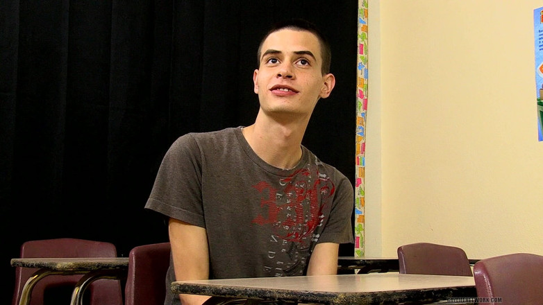 Teach Twinks: In klas met lieve Danny