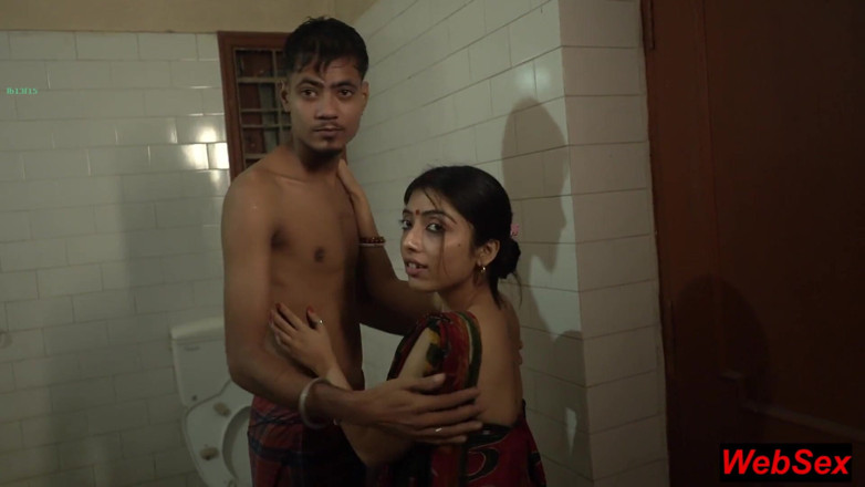 WebSex Premium: Villaggio Bhabhi ama il sesso con Devar! Per favore non...