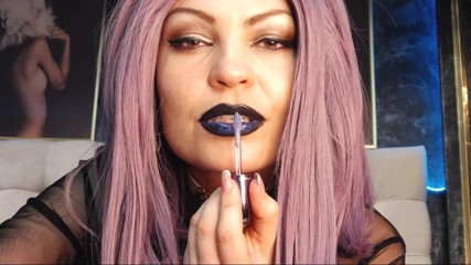 Kiras Secrets: Black lips fetish