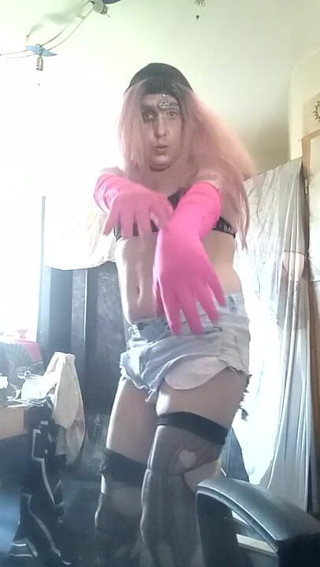 Push ego trip: Better dance bitch
