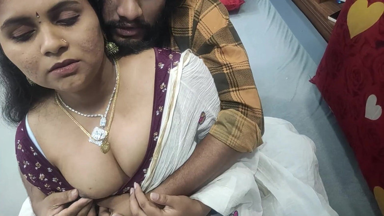 Vaigavarun45: Kerala Saree - remoção de peitos chupa buceta, lambida e foda...