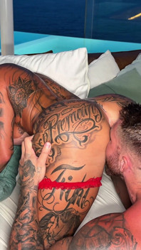 Mengongkek awek Brazil yang cantik dengan pantat! Thawany Alves digerudi pepek keras oleh Filoufitt
