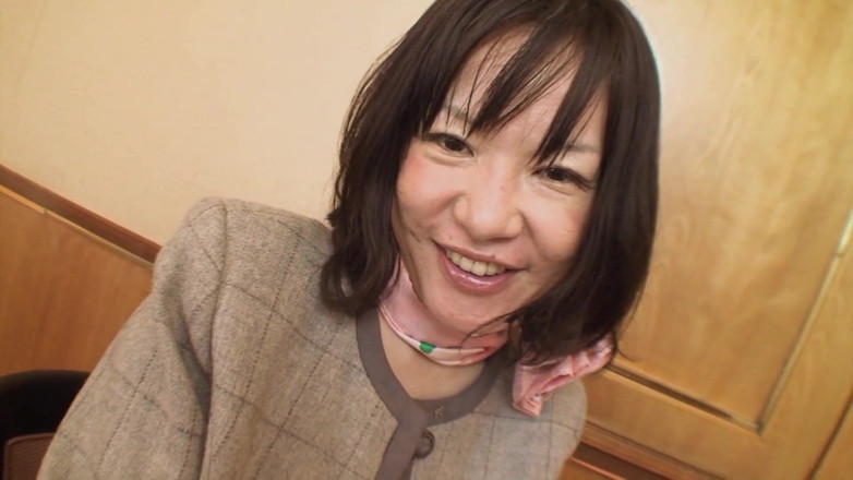 Dirty fantasy: Japanese MILFs with Giant Nipples (volume 1)