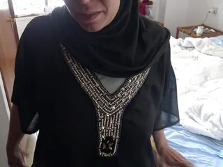 Souzan Halabi: Muslim Woman Is a Whore and Fucks German Guy with...