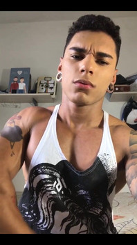 Benden hoşlanıyorsun?