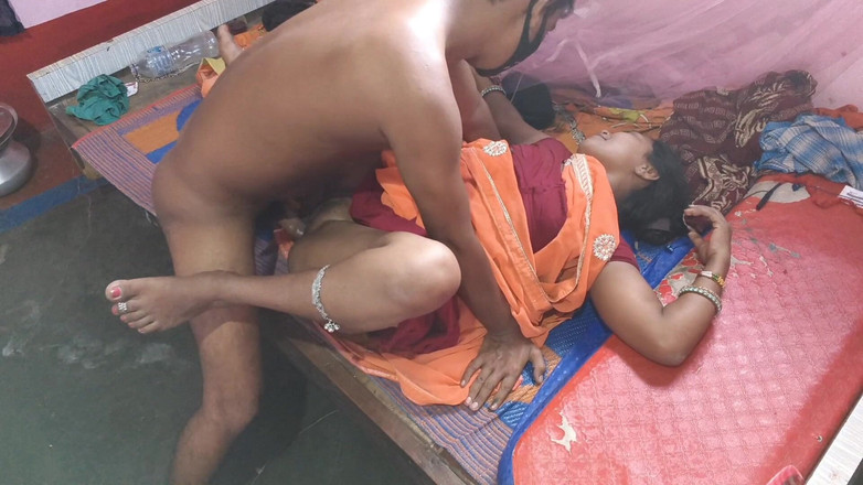 Sobha rani: První výměna indické manželky Sex. Šukej moji manželku