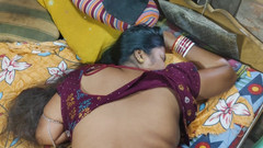 Raju Raju: Sogro curtiu fodendo a nora nua indiana desi sax vídeo