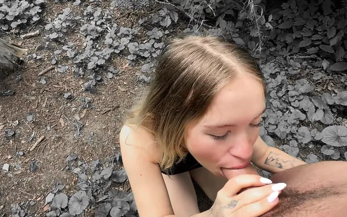 xKeryB: Blowjob with Lots of Saliva Deep Throat