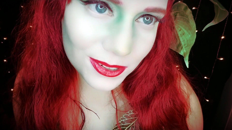 Scarlet Vixen: Exekutor ivy vás otráví svým polibkem (wmv)