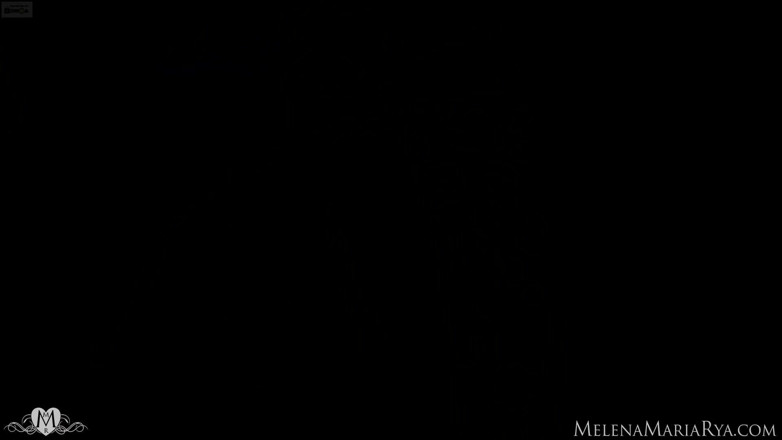 Melena Tara: エレガントでセクシーなメレーナ・マリア・リャ