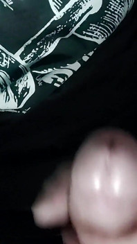 Brute Jerking Off Tasty And Cumming Without Mercy