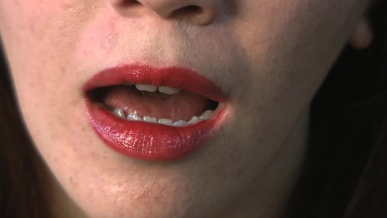 Evangelines Fetish: Cihlová rtěnka na gauči